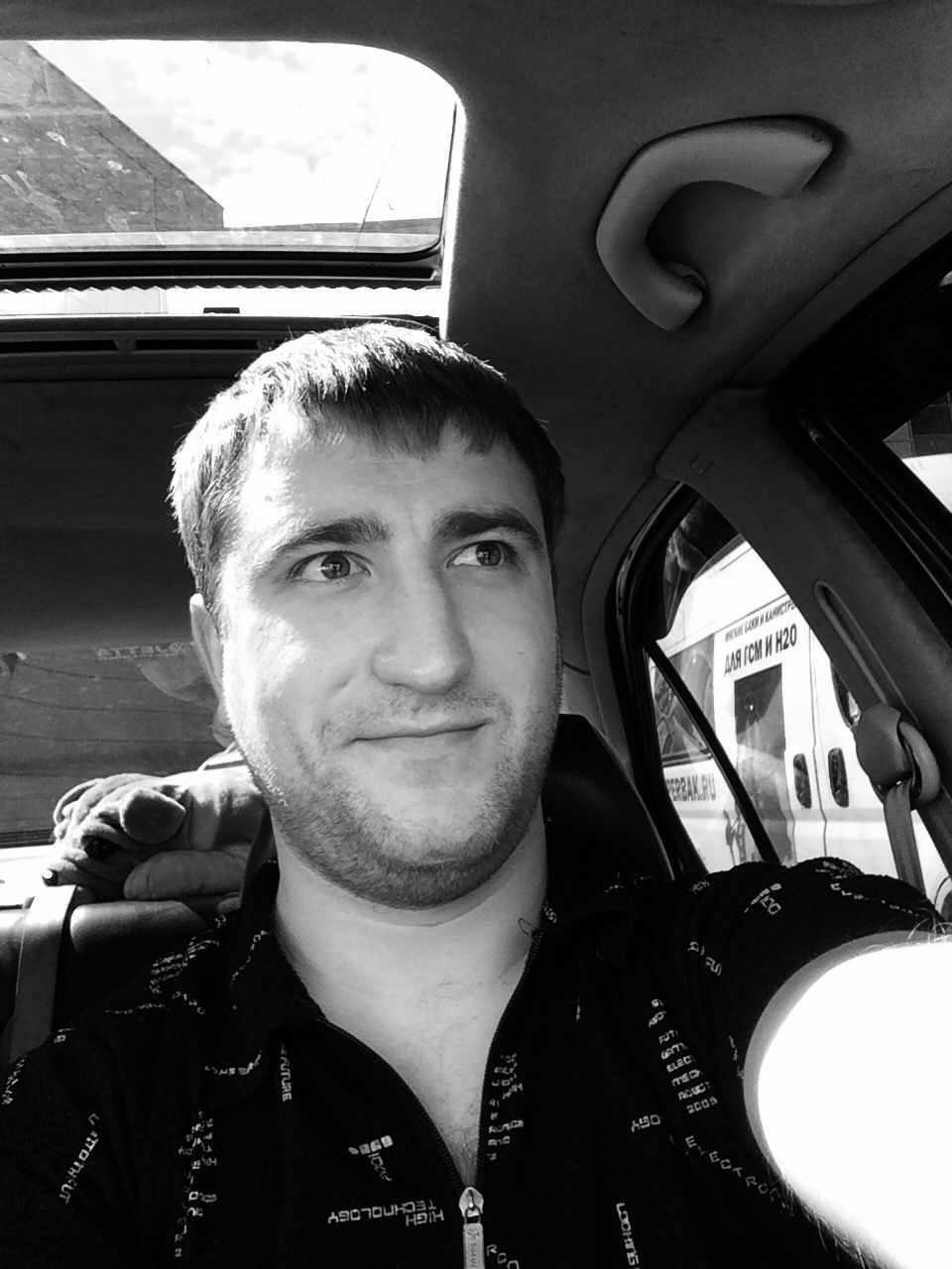 Руслан Тархов