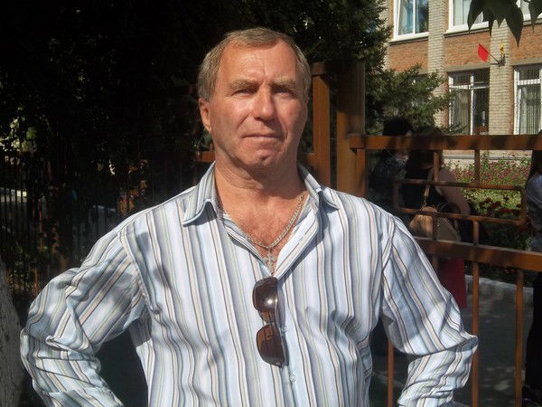 Александр Смольяков