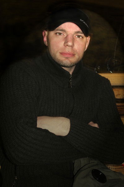 Константин Комаров