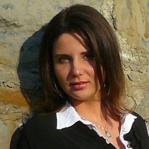 Юлия Махнёва