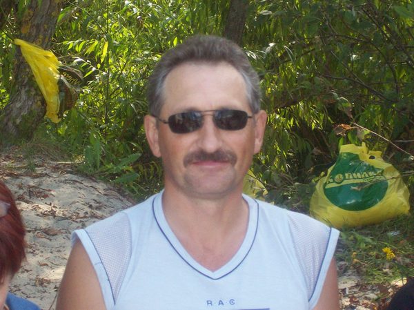 Сергей Непомнящих