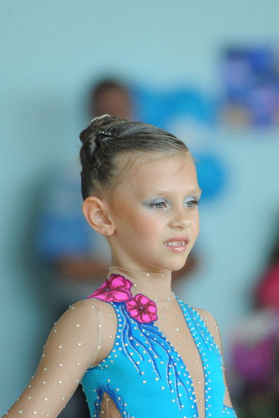 Яна Второва