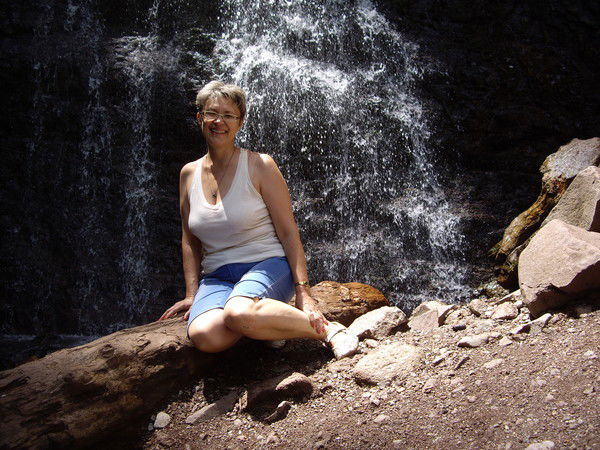 Елена Никонова