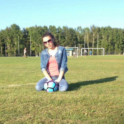 Леся Орешникова