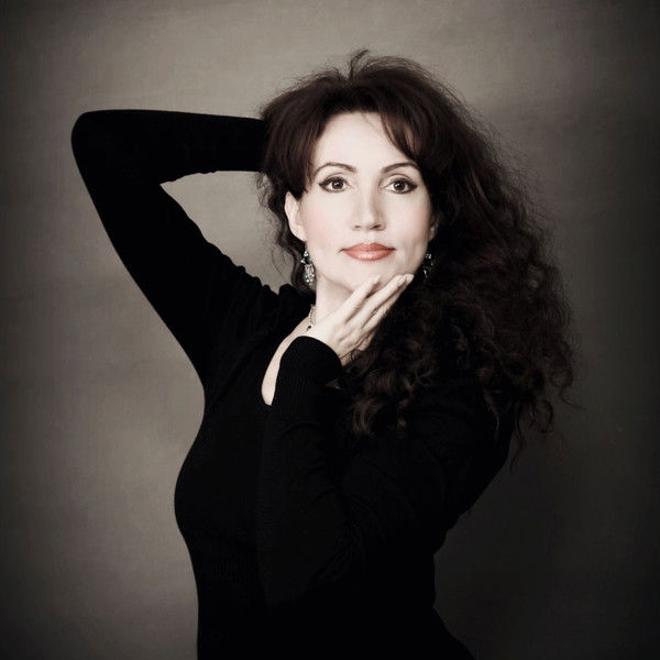 София Николайчук