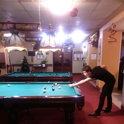 Максим Старков