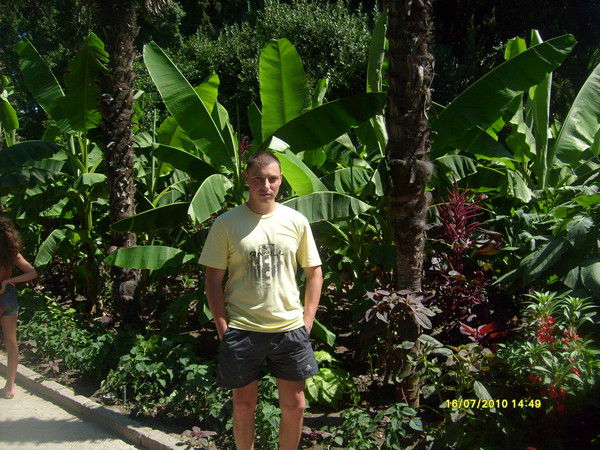 Денис Костин