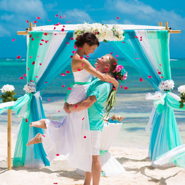 Анна Железнова