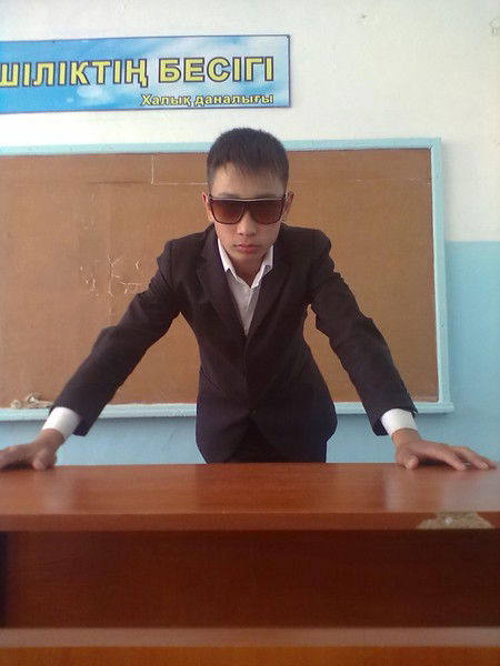 Санжар Далелканов