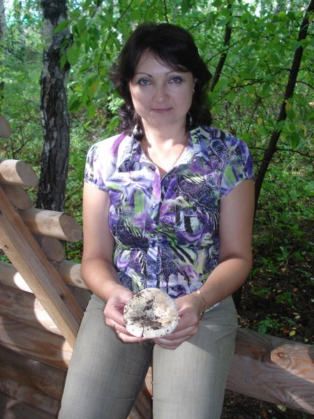 Лариса Попова