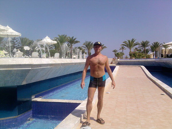 Владимир Коновалов