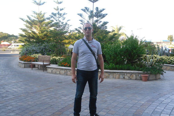 Иван Папакица