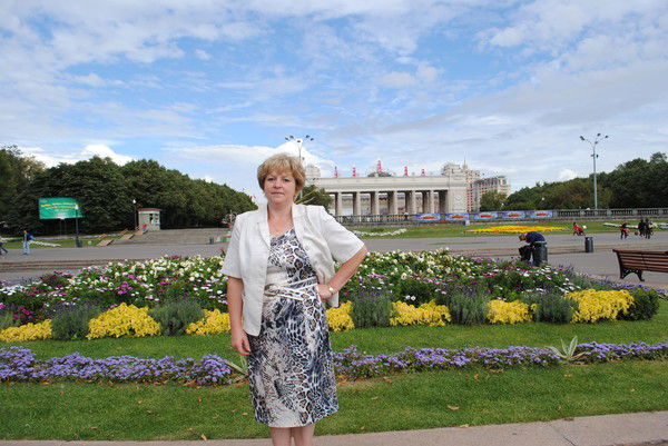 Наташа Сонина