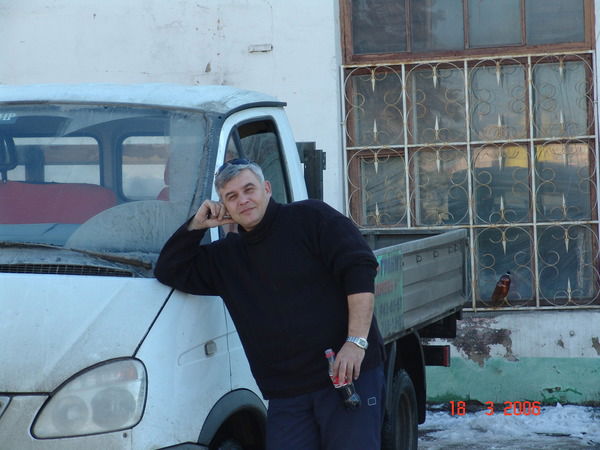 Антон Половодов