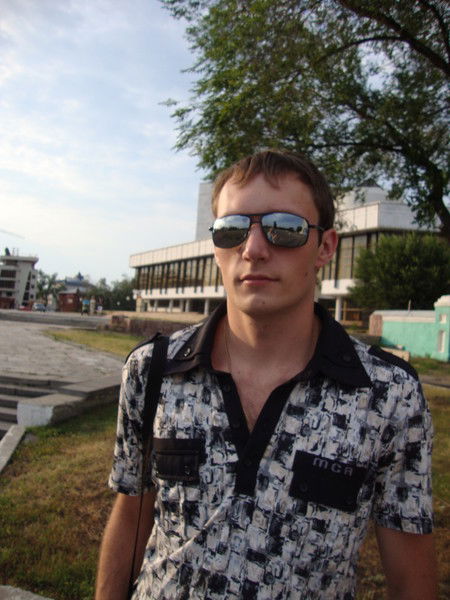 Антон Батурин