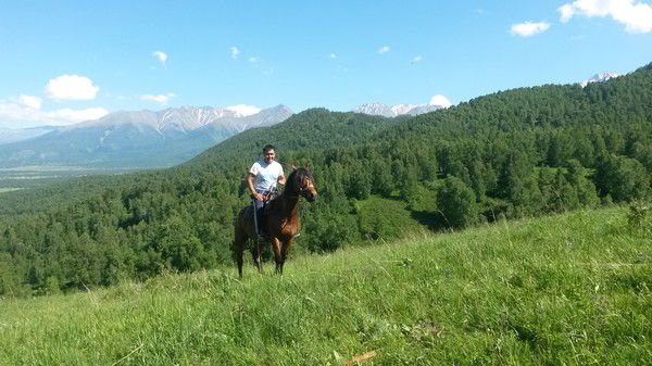 Алмат Кумаржанов