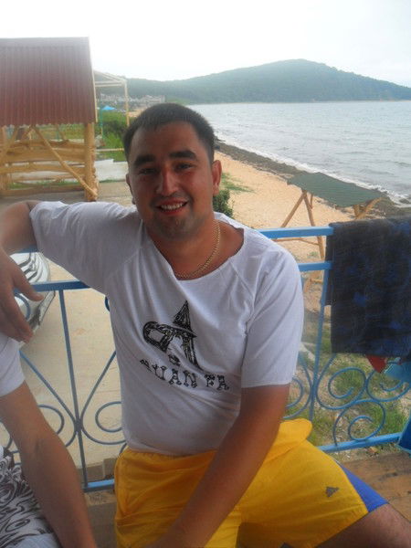 Виктор Чекменев