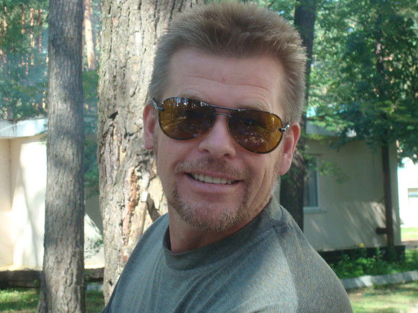 Олег Евстигнеев