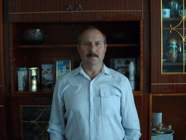 Александр Кузнецов