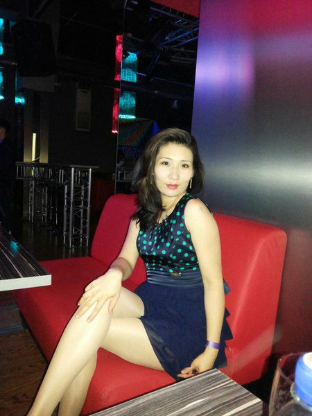 Алма Аденова