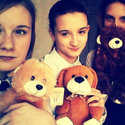 Оля Нежинская