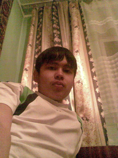 Султан Несипбаев