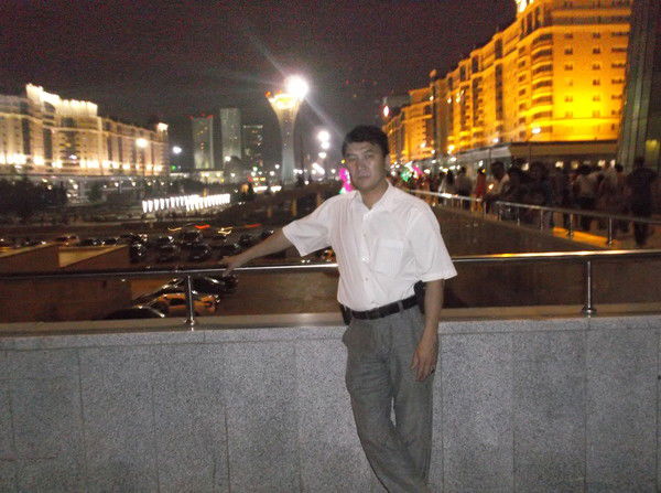 Алихан Жадаков