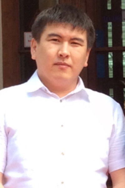 Мирлан Караев ** Oriflame **