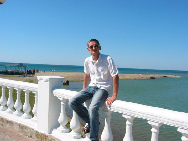 Ислав Манов