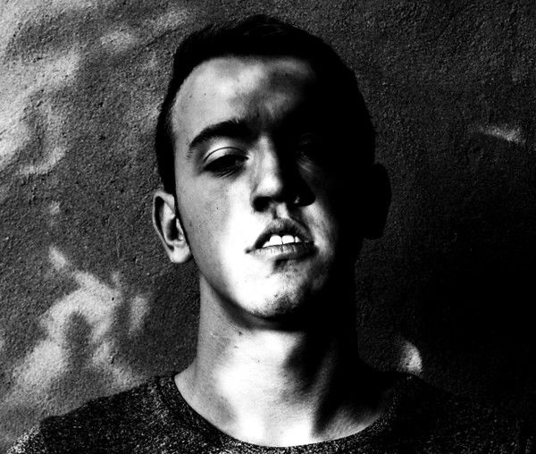 Влад Кински