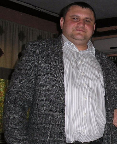 Юрий Мельников