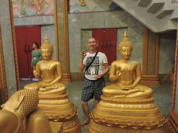 Дмитрий Захаров