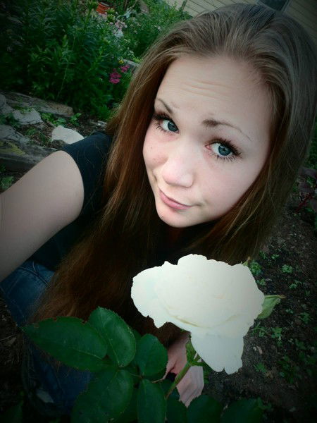 Анюта Синяева