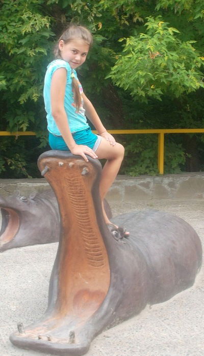 Яна Головина