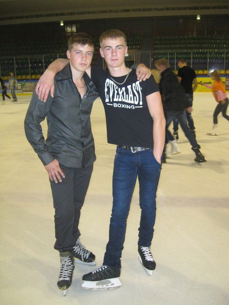 Неизвестно Неизвестно