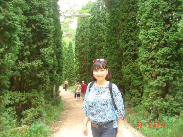 Дина Издешева