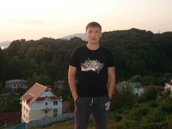 Сергей Лазарев