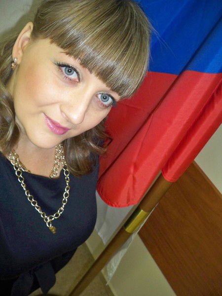 Юлия Хлопенова