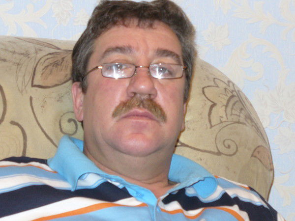 Анатолий Захаров