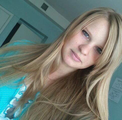 Яна Вакуленко