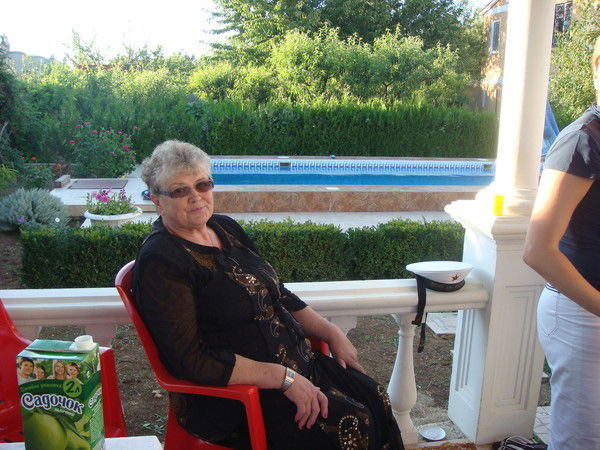 Eleonora Manathinskaya