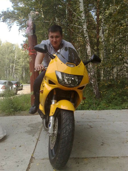 Денис Гарипов