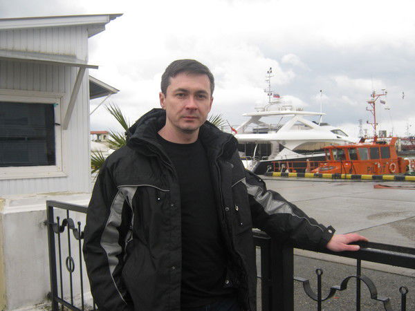 Анвар Хамидов