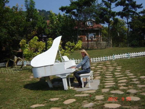 Наташа Бондарчук