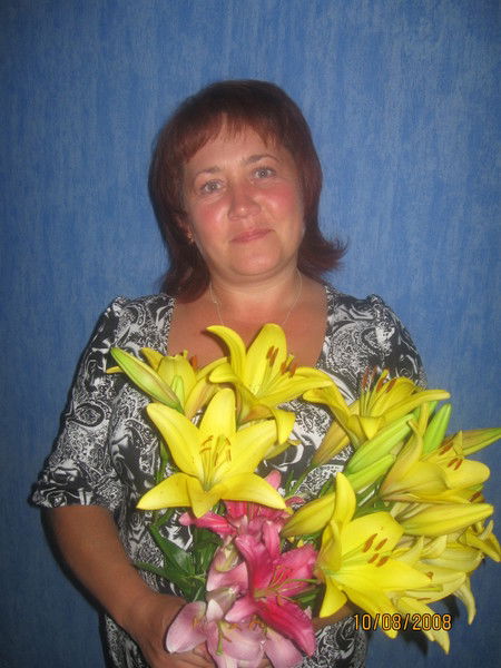 Лена Иванова