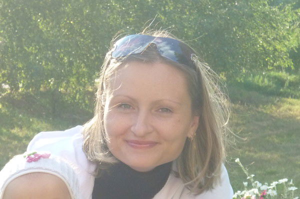 Анна Старухина