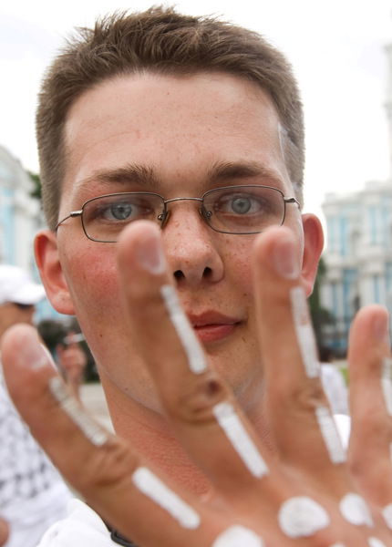 Сергей Антонов