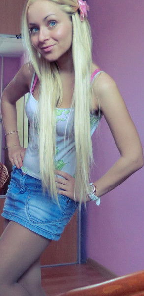 Лена Грехова