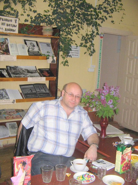 Сергей Антонов