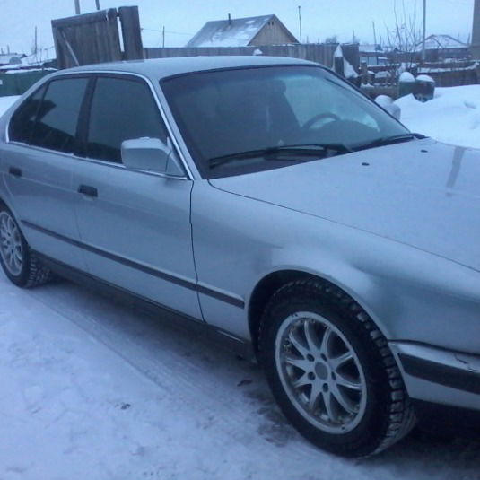 Асхат Ташенов